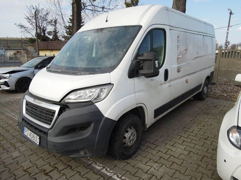 PEUGEOT Boxer 333 2.2 BlueHDi L2H2 Premium