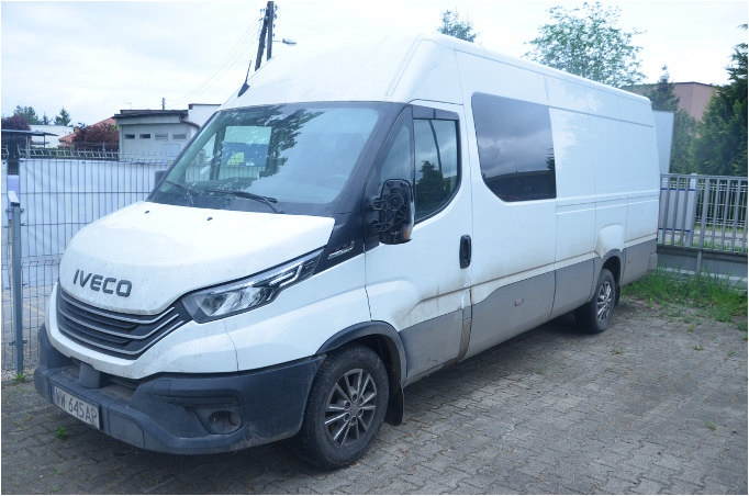 IVECO Daily 35S18 V Hi-Matic (16m3)