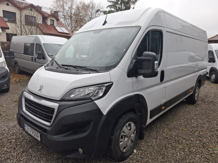 PEUGEOT Boxer 335 BlueHDi L3H2 Pro