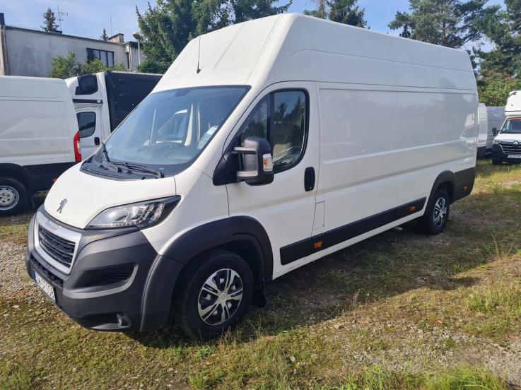 PEUGEOT Boxer 335 BlueHDi L3H3 Pro