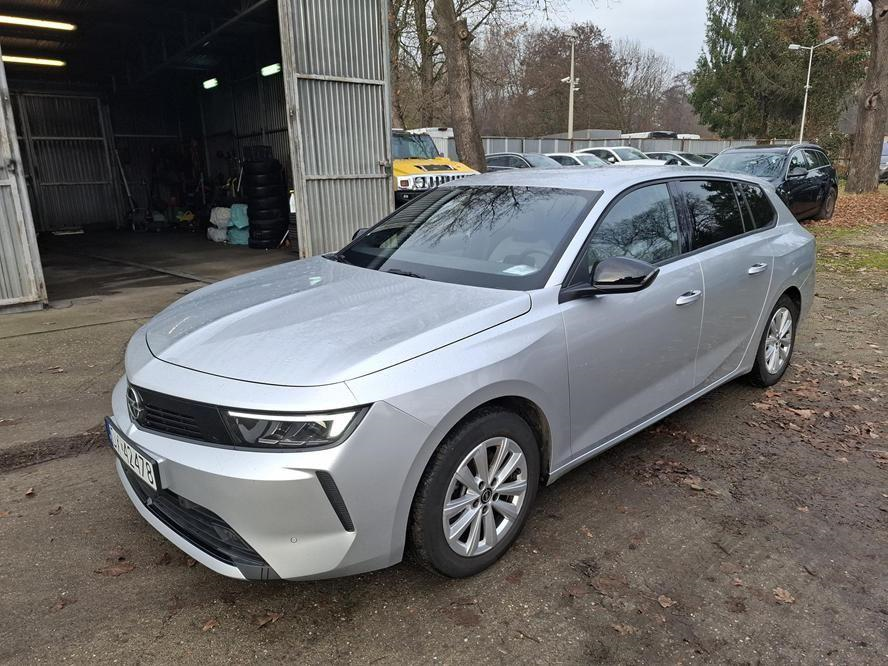 OPEL Astra Sports Tourer 1.2 Editio 