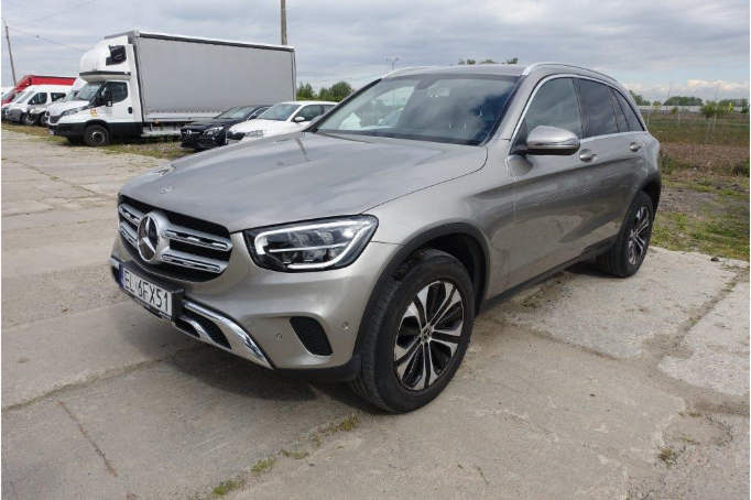 MERCEDES-BENZ GLC 300 d 4-Matic