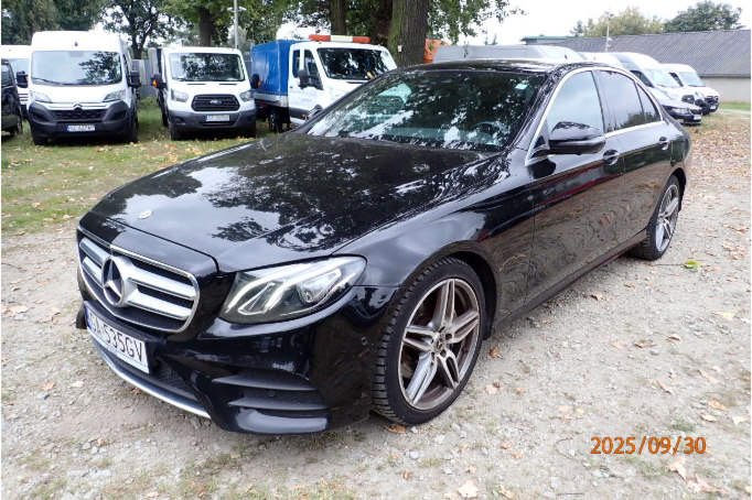 MERCEDES-BENZ E 220 d 9G-TRONIC