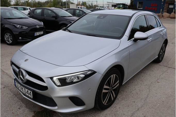 MERCEDES-BENZ A 250 e Progressive 8G-DCT