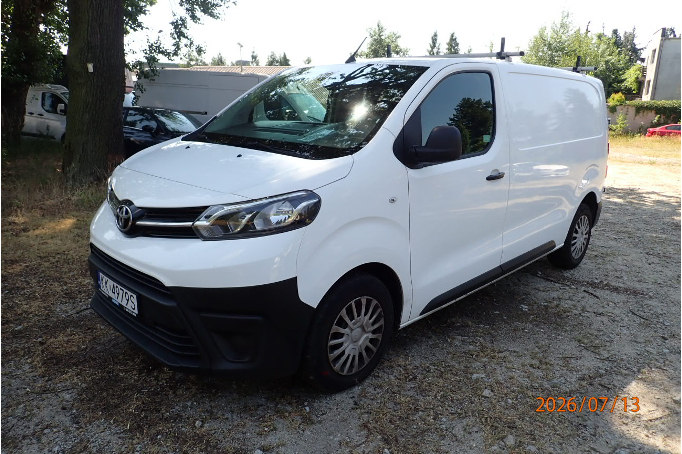 TOYOTA Proace 2.0 D-4D Medium 3,1t Active