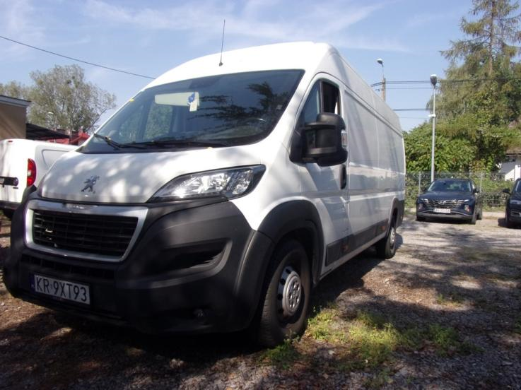 PEUGEOT Boxer 435 BlueHDi L4H2 Pro