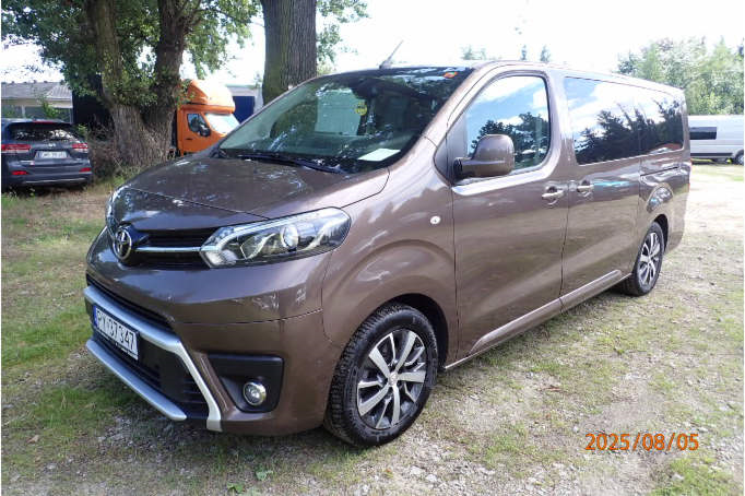TOYOTA Proace Verso 2.0 D4-D Long VIP Aut.