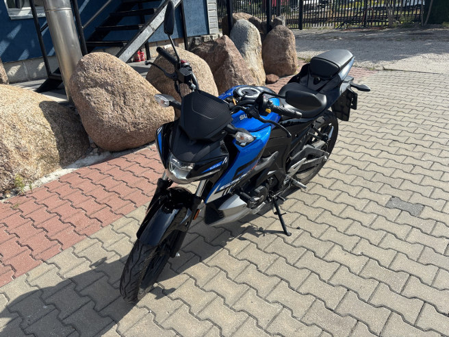 SUZUKI GSX-S125