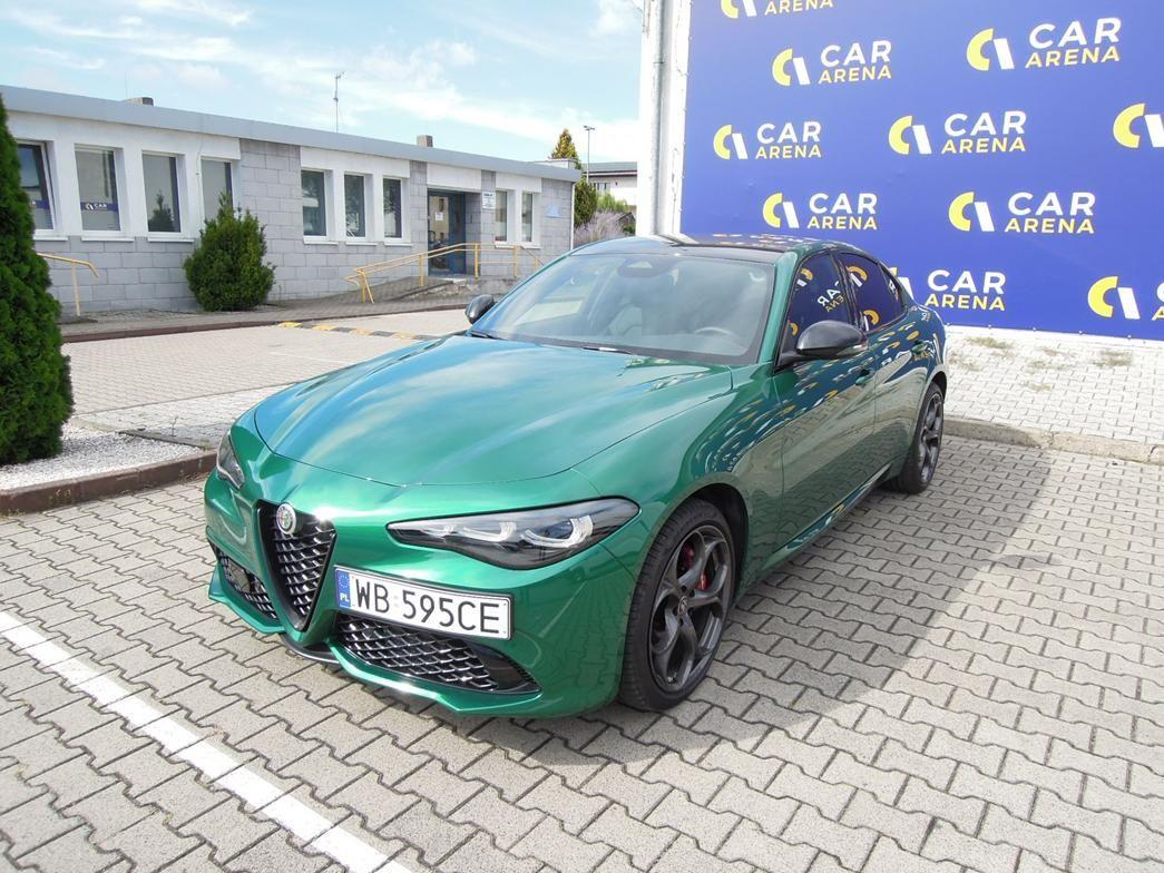 ALFA ROMEO Giulia 2.0 T 16v Tributo Italiano Q4 Aut.