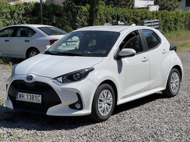 TOYOTA Yaris Hybrid 1.5 Comfort