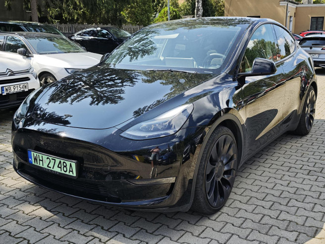 TESLA Model Y Dual Motor
