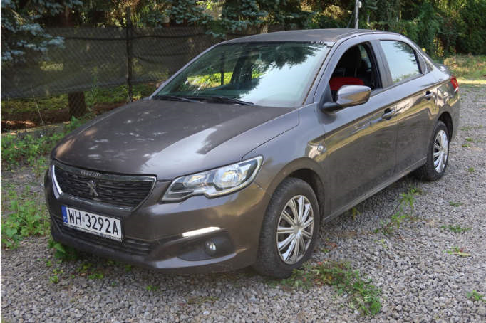 PEUGEOT 301 1.6 VTi Active