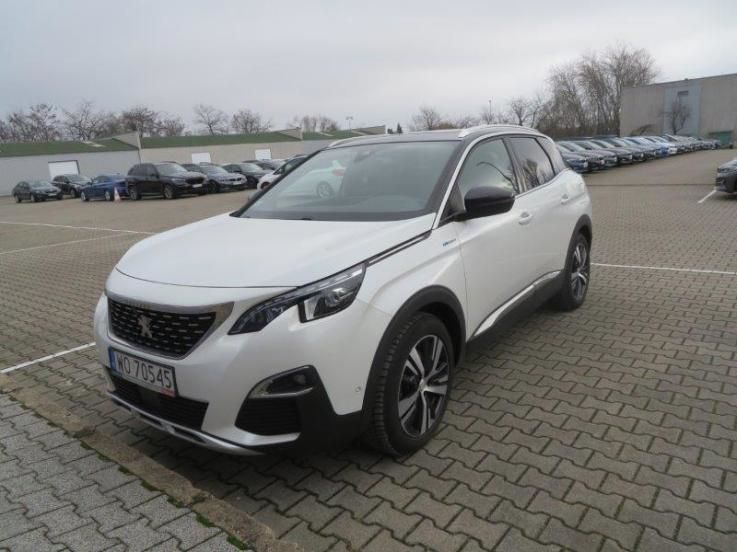 PEUGEOT 3008 1.6 PureTech HYbrid4 GT