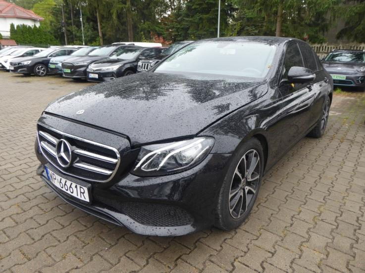 Mercedes-Benz E 220 d 9G-TRONIC