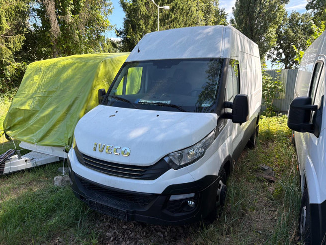 IVECO Daily 35C18 V L (13,4m3)