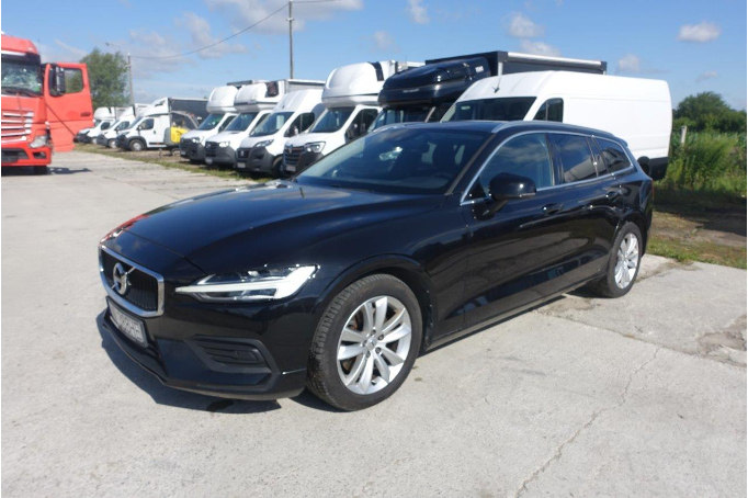VOLVO V60 B4 D Momentum aut