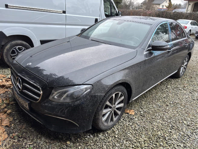 MERCEDES-BENZ E 200 d 9G-TRONIC