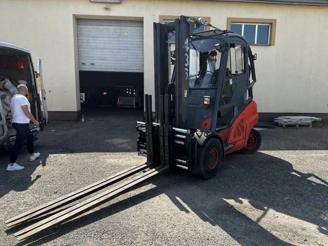 LINDE H50T-02