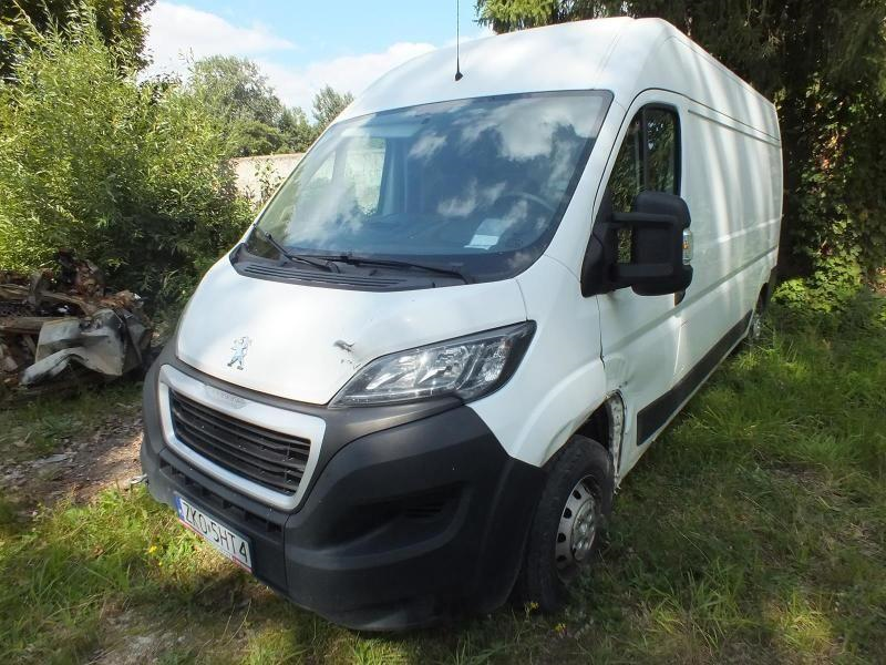 PEUGEOT Boxer 333 2.2 BlueHDi